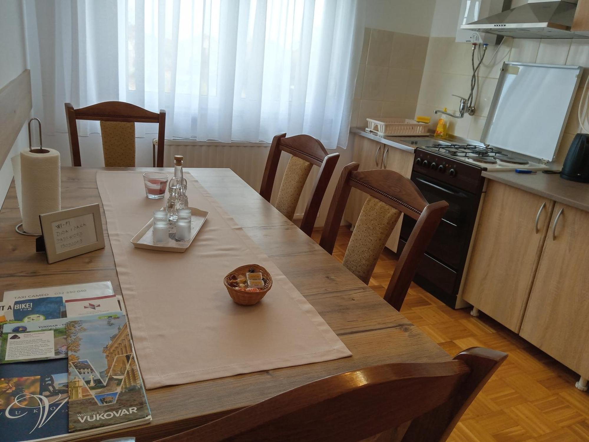 Apartman Kod Dide I Bake Vukovar Exterior foto